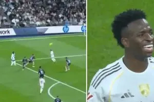 فينيسيوس يتعرض للسخرية بعد تسديدة في المدرجات