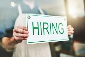 كوريا الجنوبية تضيف 225 ألف وظيفة في نوفمبر مع استمرار تراجع توظيف الشباب