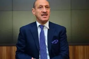 درجال يعتذر للجمهور ويثني على أداء اللاعبين