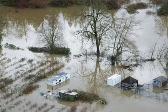 مصرع 21 شخصا في فيضانات مفاجئة بالمغرب