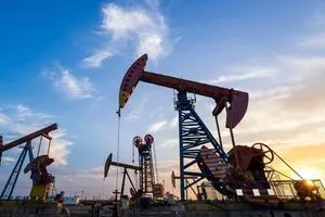 اقتصادي مصادرة واشنطن للناقلات الفنزويلية ستقود الى ارتفاع اسعار النفط