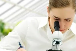 علماء يبتكرون طريقة لإنتاج خزف مغناطيسي للاستخدامات الطبية