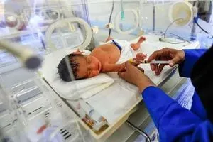 العراق الثالث عربياً بعدد مواليد 2025