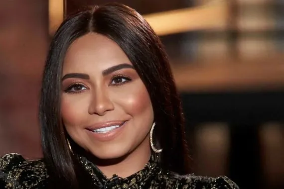 أزمة جديدة تعصف بشيرين عبد الوهاب وشقيقها يتوعدها