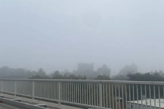 الأنواء الجوية تحذر من ضباب كثيف صباح الثلاثاء