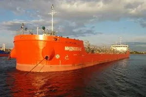 خوفًا من المصادرة الأميركية 4 ناقلات نفط عملاقة تتراجع عن التوجه إلى فنزويلا