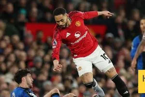 إحصائيات نصف ساعة من مباراة مانشستر يونايتد وبورنموث