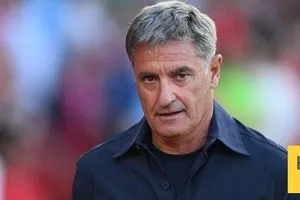 بعد إقالة ميتشيل من سيكون الضحية التالية في دوري روشن