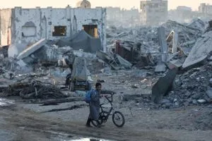 خروقات مستمرة إسرائيل تقصف شمال وشرق وجنوب غزة