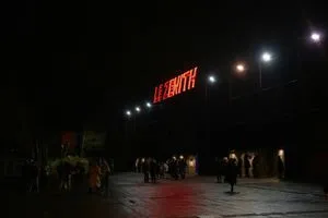 موسيقيون لاجئون يحيون أحلامهم في المنفى الأوربي