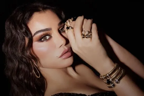 بين القوة والجرأة هيفاء وهبي تُحدث ضجة بكليب Super Woman