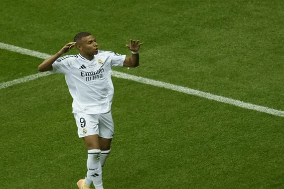 باريس يرد على مبابي ويتوعد بجولة جديدة في المحاكم