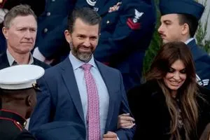 ترامب يعلن خطوبة نجله الأكبر فيديو