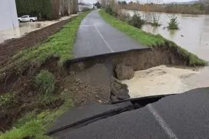 إخلاء فوري لثلاث ضواحي في سياتل الأميركية بعد انهيار سد شفق نيوز