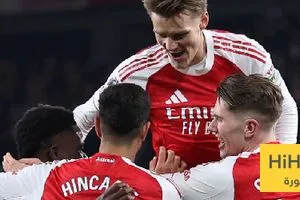 أسطورة اليونايتد يرشح أرسنال للفوز بالدوري الإنجليزي