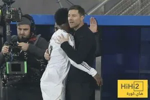 السبب وراء عناف ألونسو مع فينيسيوس