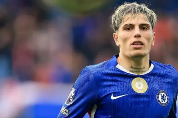 جارناتشو يسجل الهدف الأول في مرمى كارديف سيتي