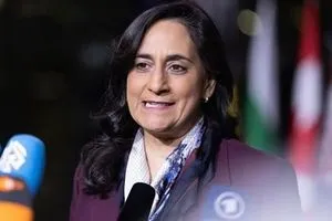 بي بي سي إسرائيل تمنع نواب كنديين من دخول الضفة الغربية