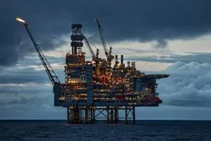 فنزويلا تتحدى قيود ترامب وتؤكد مواصلة شحن النفط بصورة طبيعية