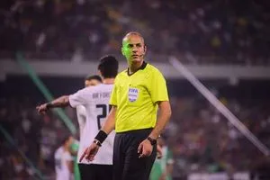 واثق محمد حكماً لمباراة النفط والقوة الجوية