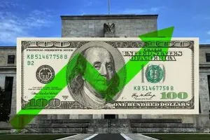 الدولار يرتفع وسط ترقب بيانات أميركية وحكم من المحكمة العليا