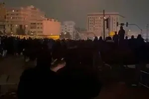 تظاهرات جديدة في إيران ومنظمة حقوقية تحذّر من مجزرة