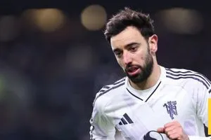 مانشستر يونايتد يحذر جماهيره من تغريدات برونو