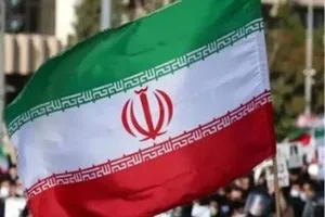 غادروا إيران فوراً فرنسا وكندا توجهان دعوة عاجلة لرعاياهما شفق نيوز