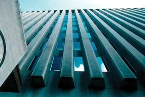 البنك الدولي تباطؤ النمو العالمي عام 2026 مع ارتفاع توقعات أميركا شفق نيوز