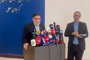 القنصل الإيراني في كربلاء يوضح ما يجري في بلاده وأسباب قطع الإنترنت