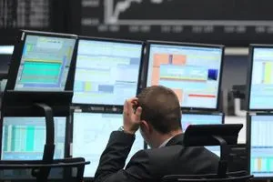 ارتفاع الأسهم الأوروبية بدعم من مؤشر المرافق