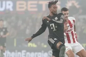 إحصائيات نصف ساعة من مباراة بايرن ميونخ وكولن