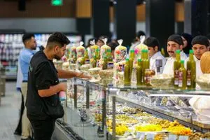 التجارة لا زيادة بالتعرفة الجمركية للمواد الغذائية واتخذنا إجراءات بحق المضاربين بالأسعار وكالة الانباء العراقية واع