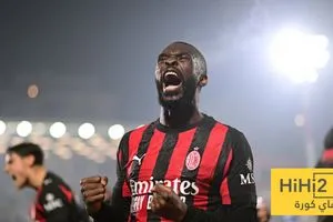 ميلان يفوز على كومو في الدوري الايطالي