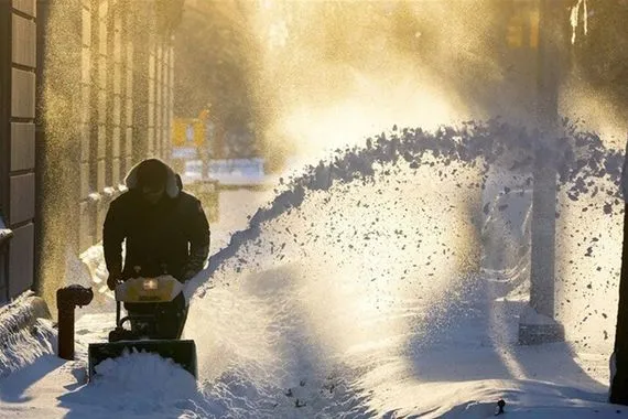 في واشنطن مطار رونالد ريغان يلغي جميع رحلاته