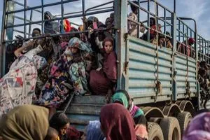 جنوب السودان مئات القتلى وعشرات آلاف النازحين بعد تجدد النزاع شفق نيوز