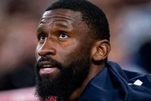 موقف أرنولد وروديغر من مباراة ريال مدريد ضد بنفيكا