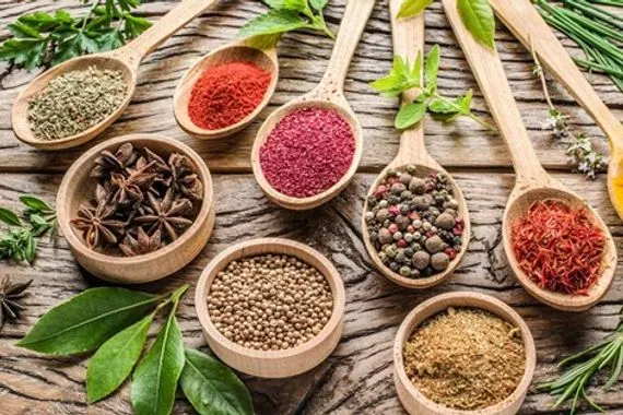 ما التوابل المفضلة لتعزيز المناعة في فصل الشتاء