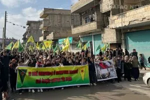 تحت الحصار أهالي كوباني يحيون ذكرى تحريرها من داعش صور شفق نيوز