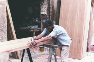 التجارة قروض وفرص عمل للشباب في القطاع الخاص