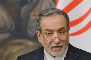 عراقجي يدنا على الزناد ومستعدون للرد السريع إزاء أي اعتداء يمس ايران