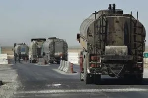 هافال مئات الشاحنات المحملة بالمشتقات النفطية تصل سوريا قادمة من اربيل