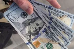بعد تصريحات ترامب الدولار يهبط لأدنى مستوى منذ 4 سنوات