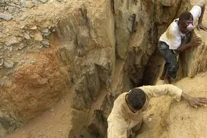 السودان 19 قتيلاً ومصاباً في انهيار منجم ذهب شفق نيوز