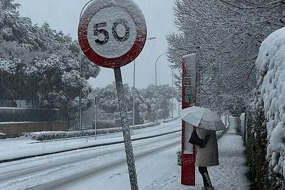 قتلى وآلاف الحوادث ودمار واسع خلفتها كريستين في البرتغال وإسبانيا شفق نيوز