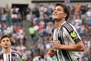 تشكيلة يوفنتوس الرسمية ضد موناكو في دوري أبطال أوروبا