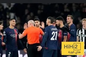 دفاع باريس تألق هذا الموسم