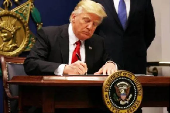 ترامب
 يأمل في أن تتوصل طهران إلى اتفاق مع واشنطن